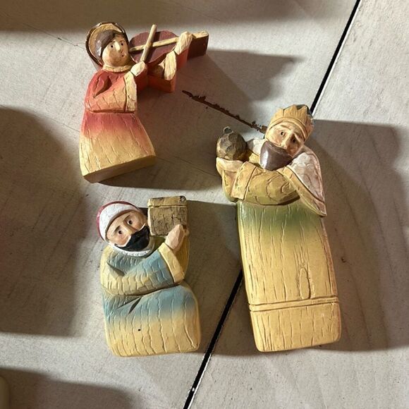 Amazing Nativity 3 D Puzzle - Picture 14 of 17